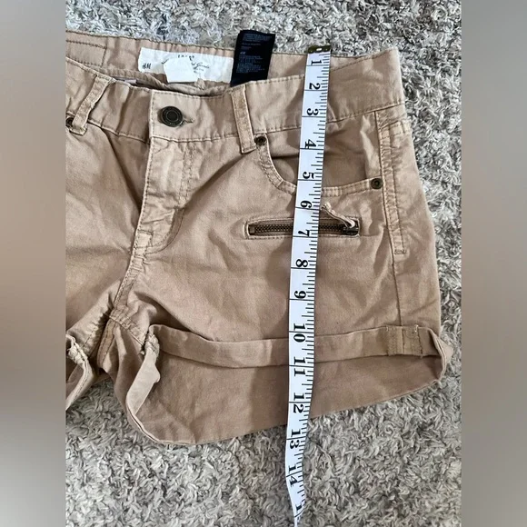 H&M Women's Cargo Shorts in Tan Size 6 - Picture 4 of 6